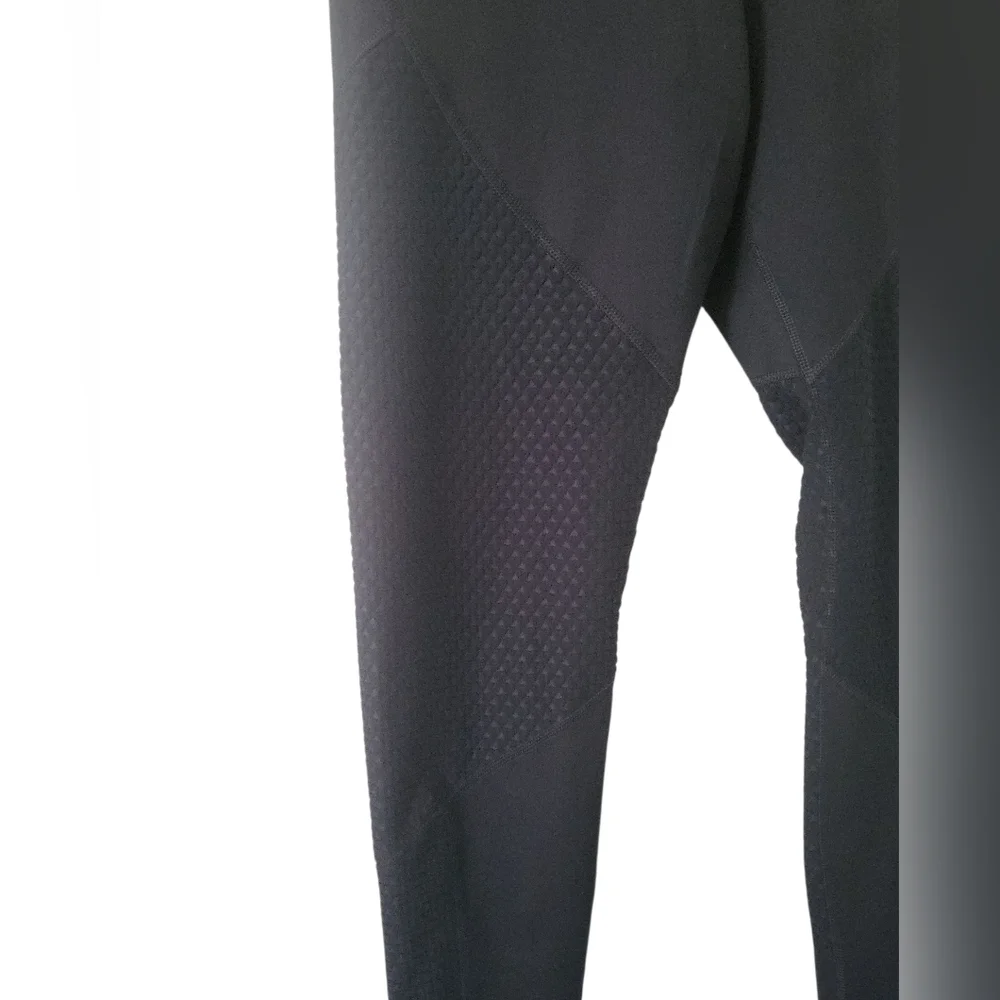 Nike Black Leggings with Gold Logo - Picture 7 of 8